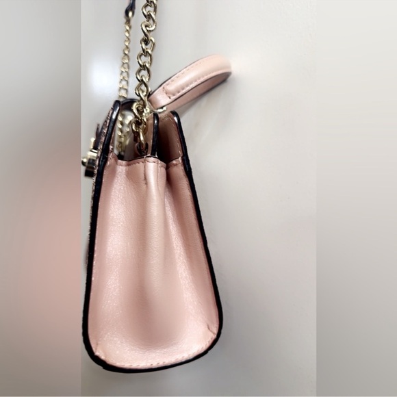 KATE SPADE NY GLITTER CROSSBODY BEAUTIFUL PRE LOVED CONDITION - Picture 8 of 9